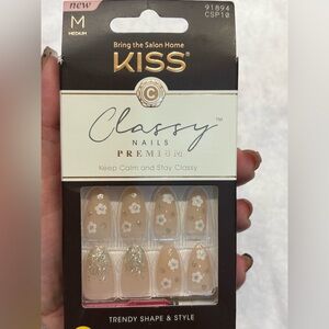 New KISS Classy Nails with Floral and Glitter Accents